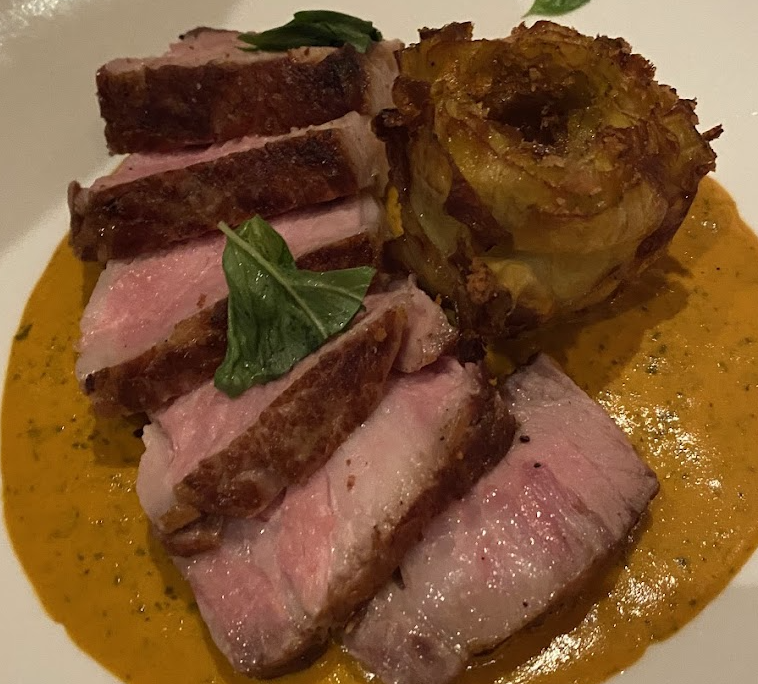 Tony’s signature dishes Seared Hudson Valley Foie Gras, 2 Oz
Lobster Fra Diavolo
Miyazaki A5 Striploin